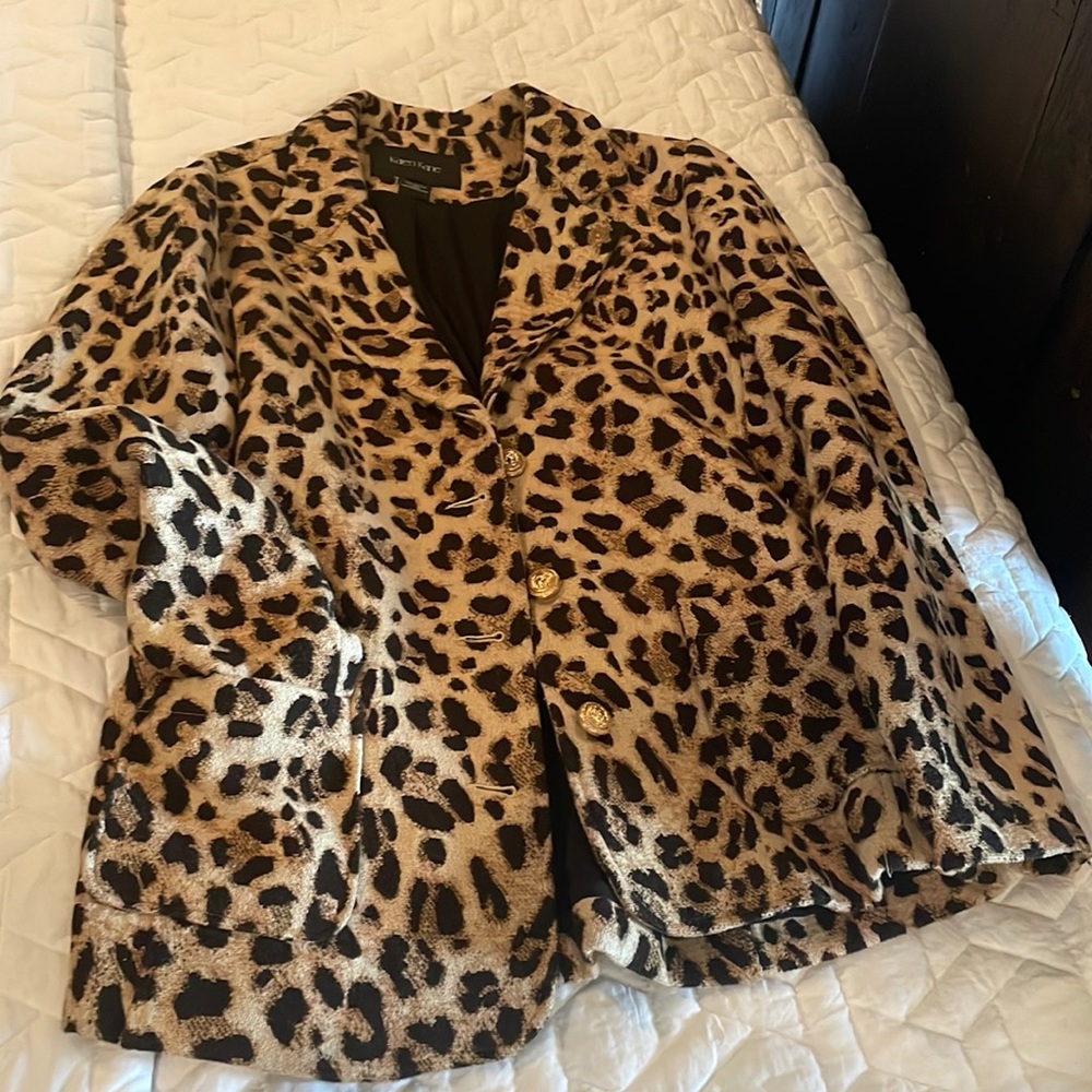 Beautiful blazer size Med